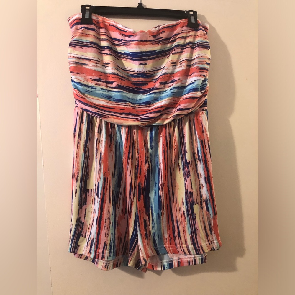 Women’s strapless romper